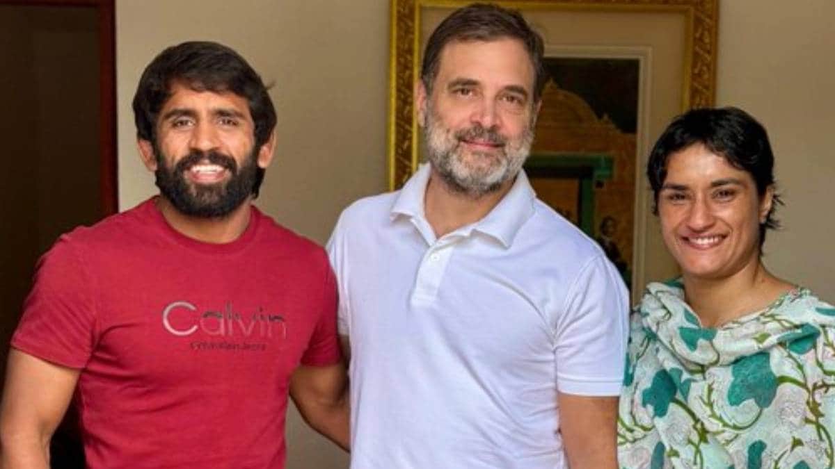 Vinesh Phogat and Bajrang Punia in Congress