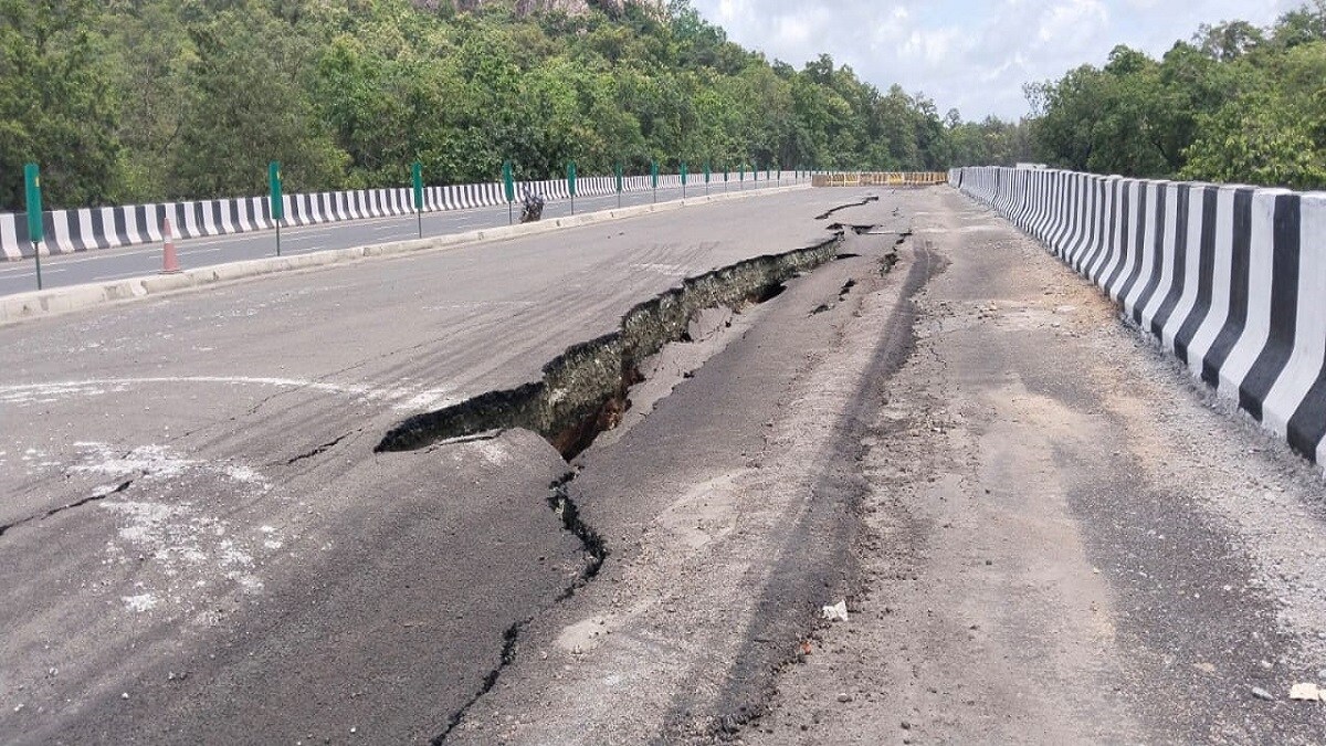 Mumbai-Kolkata national highway, Flyover,