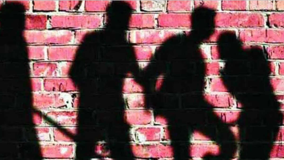 gauraksha worker beaten up kalyan marathi news