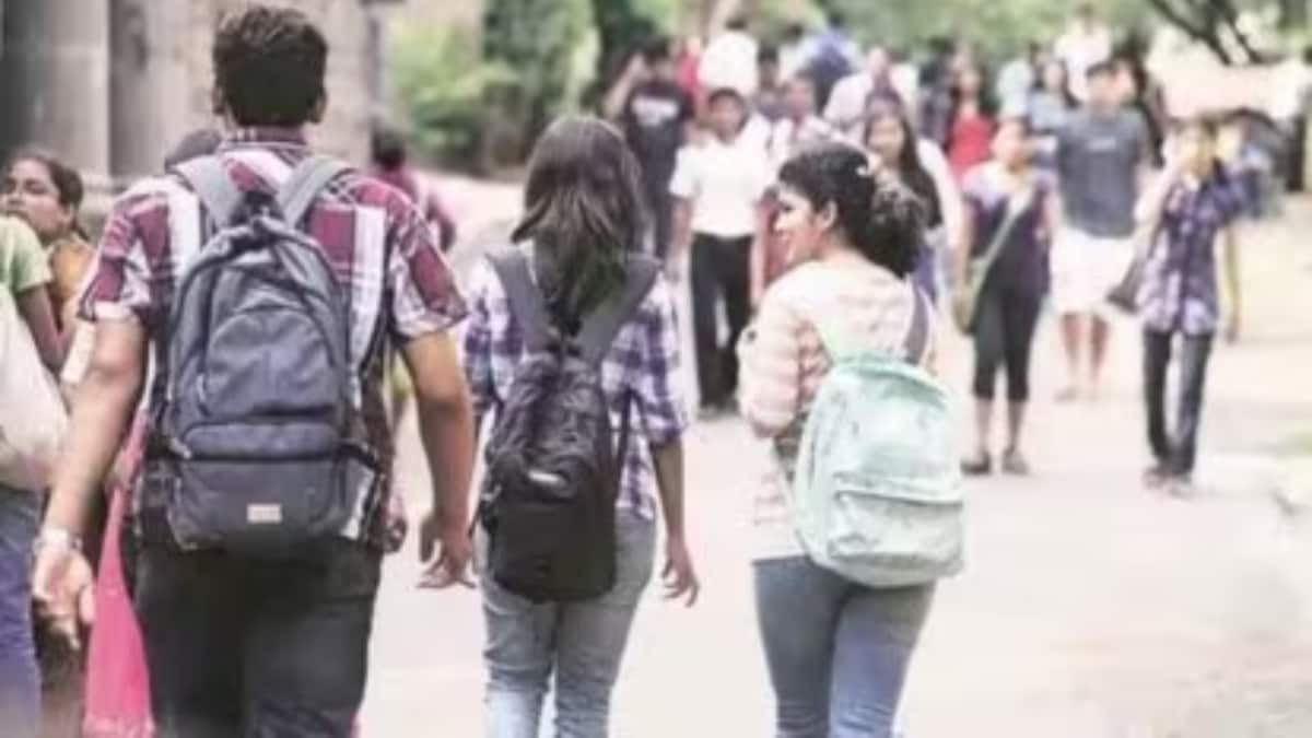 first time in history of Maharashtra 52 separate hostels for OBCs and vagabonds 5 thousand 200 students admitted