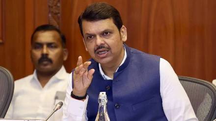 Devendra Fadnavis urged Chhatrapati Sambhaji Raje to protest Congress regarding Shiva memorial