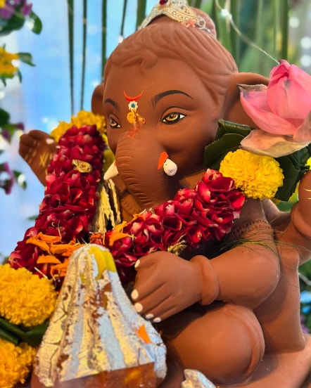 ejasvini pandit, Marathi actress Tejaswini pandit, Marathi actress Tejaswini Ganpati Bappa, tejasvini pandit Ganpati Bappa, tejasvini pandit Ganpati idol, tejasvini pandit Ganpati idol photos, 