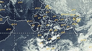 Intensity of low pressure area persists over Bay of Bengal