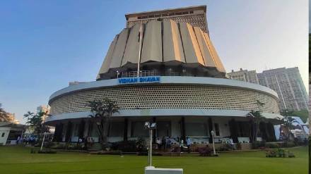 In 14th Legislative Assembly Igatpuri MLA Hiraman Khoskar raised 254 questions