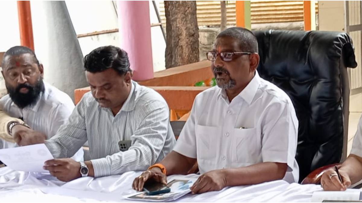 ubt shiv sena former malegaon taluka chief rama mistry resigned from party