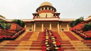 Supreme Court directs Sahara Group to deposit Rs 1000 crore