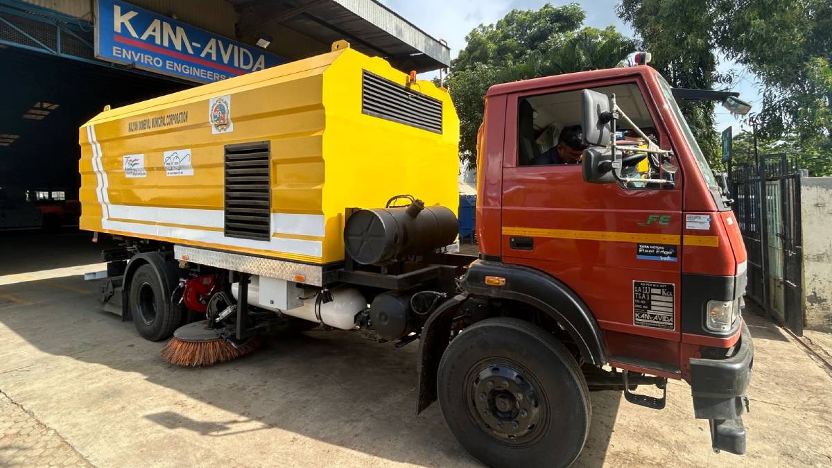 kdmc to use mechanical sweeping machines to clean concrete roads in kalyan dombivali