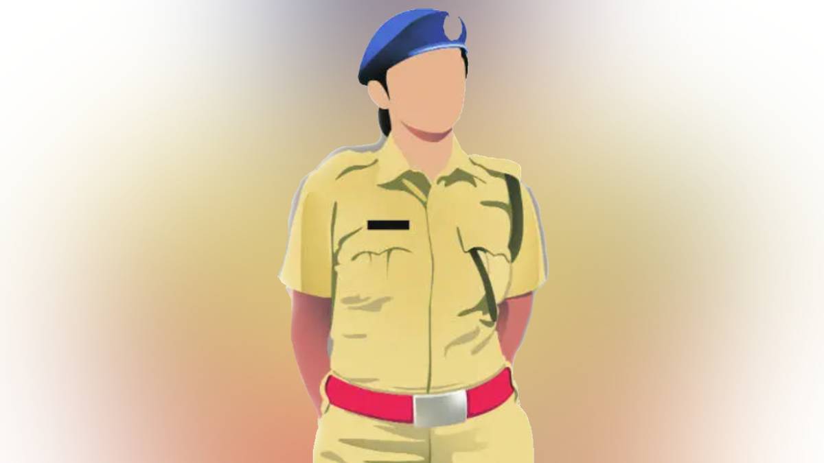 female cop threaten while clearing stalls for devendra fadnavis visit at dagdusheth ganpati