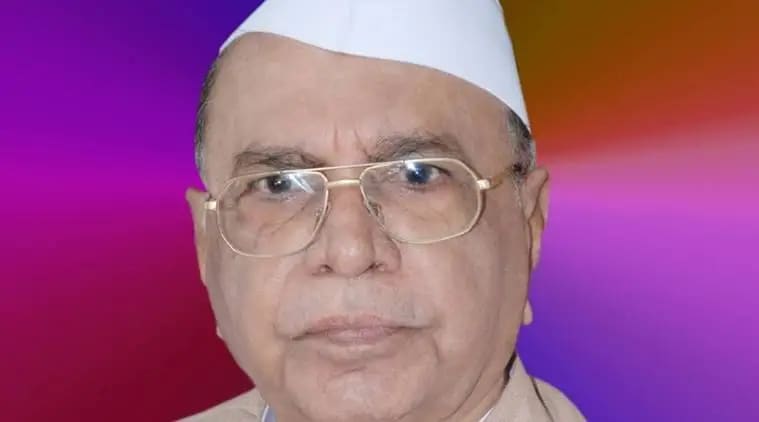 Maharashtra CM Names List and Tenures in Marathi