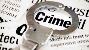After turning off serial on mobile minor tried to stab mother with scissors