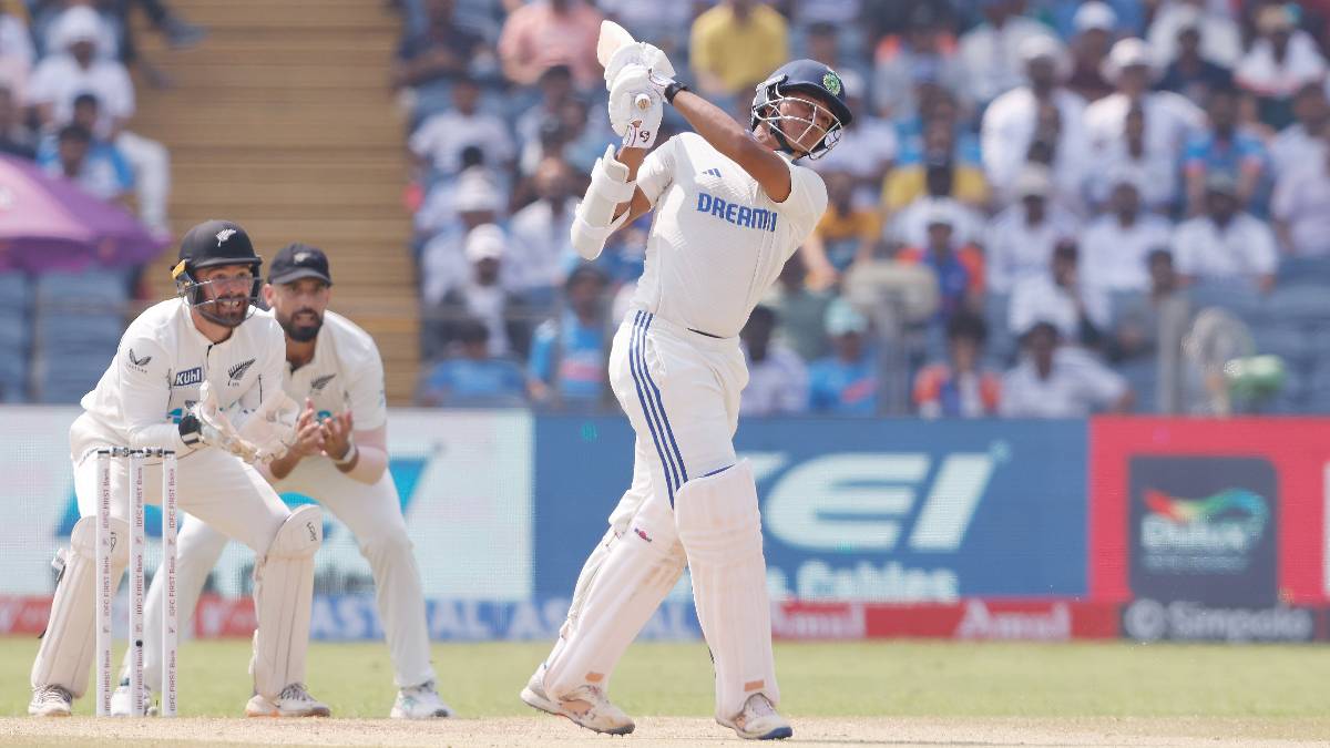 Yashasvi Jaiswal Record of Most Sixes in a Calendar Year in Test First Indian To Achieve This Historic Feat IND vs NZ