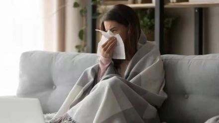Mumbais fluctuating temperature is causing children to suffer from cold cough and fever