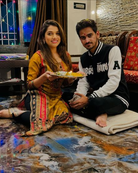 Bigg Boss Marathi Jahnavi Killekar And Suraj Chavan, Jahnavi Killekar, Jahnavi Killekar bhaubij photos, Jahnavi Killekar latest photos