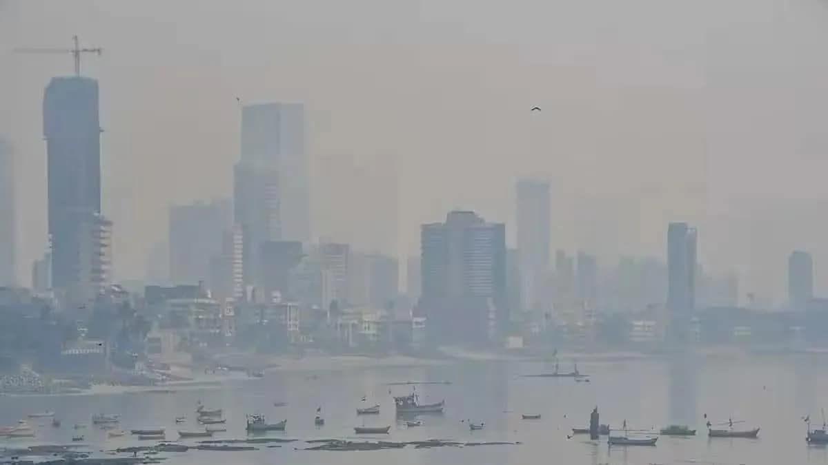 Sameer App reported bad air in Malad on Friday with air index of 203 while other areas had moderate air quality