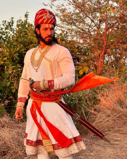 Actor Thakur Anoop Sinha shares photos on social media from the sets of Sher Sambhaji and thanks the musicians for the success of title song 