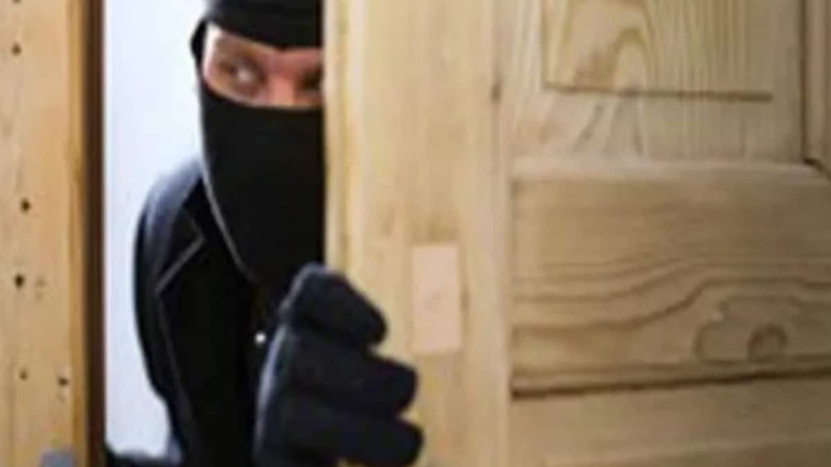 Two youths from Motala taluk along with international Attal gang robbed National Bank in Telangana state