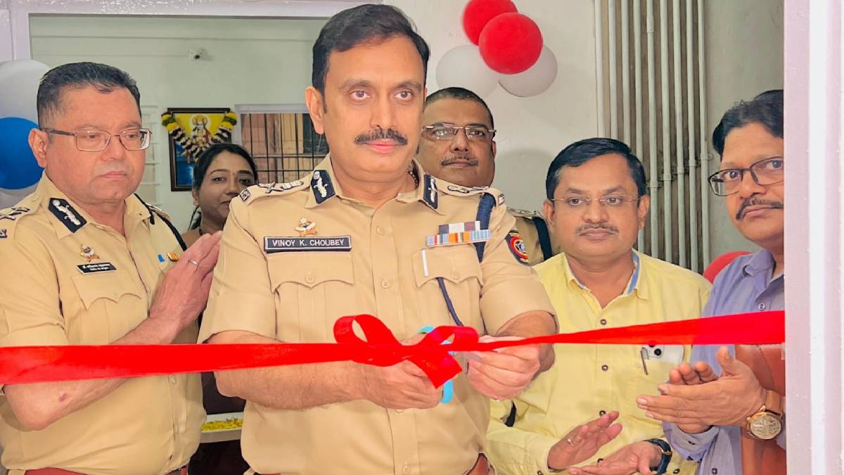 pimpri chinchwad police commissioner VinayKumar Choubey inaugurate dispensary for police | कौतुकास्पद: