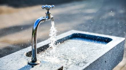 municipality has decided to cut water supply in Dadar Santacruz Andheri and Bhandup due to leakage of Tansa water channel