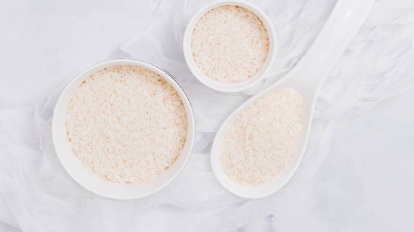 Only use this scrub 2 to 3 times a week to look your skin healthy and exfoliated