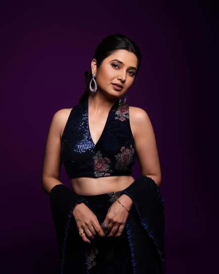 Prajakta mali in blue dress, Prajakta mali new photoshoot, Prajakta mali 2025 look