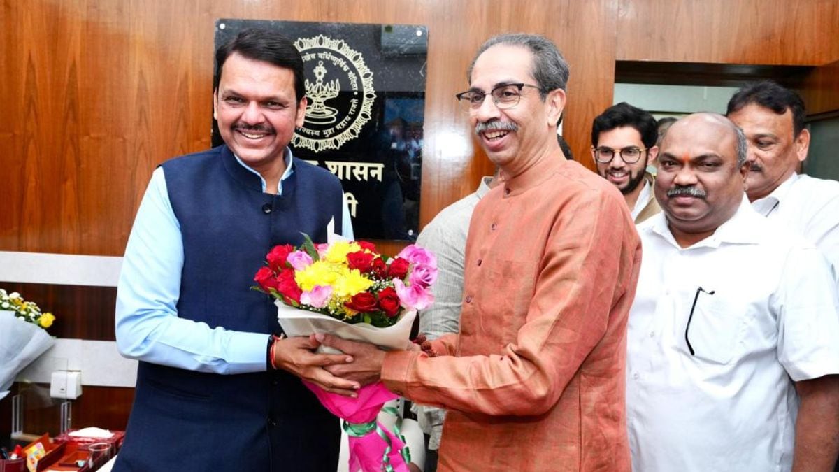 Uddhav Thackeray Meets CM Devendra Fadnavis in Nagpur Winter Session 2024