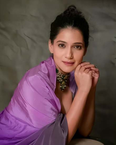marathi actress Urmila Kothare Car Accident photos