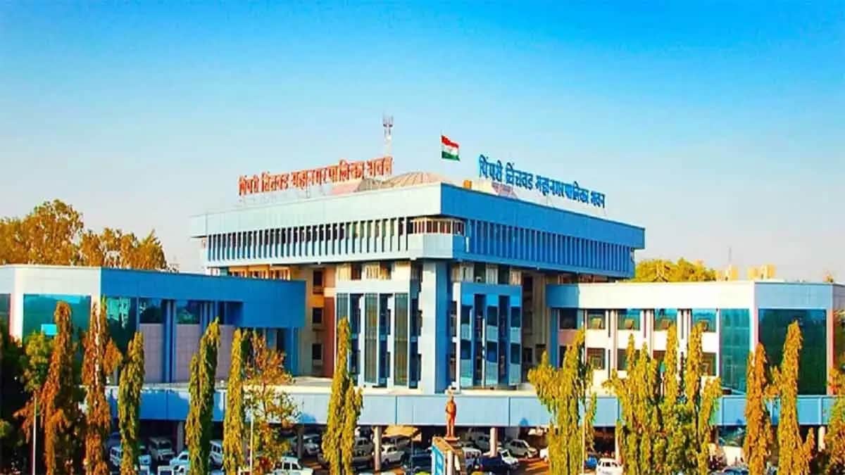 pune municipal corporation will take action against banners
