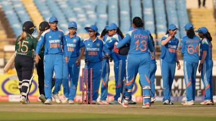 India Beat Ireland by 305 Runs and Registers Biggest Margin Victory in Womens ODI Cricket INDW vs IREW