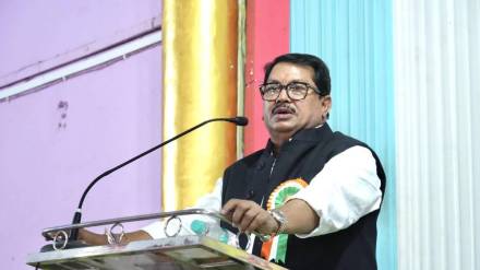 Vijay Wadettiwar alleged CM Eknath Shinde Home Minister Devendra Fadnavis and five policemen for Akshay Shindes encounter