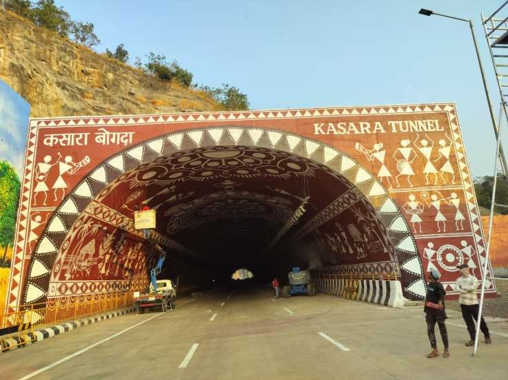 Thane Nashik tunnels decoration Warli painting photos 