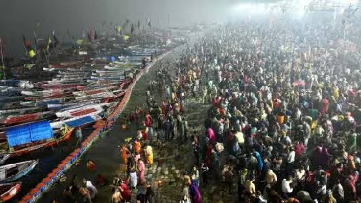 Due to the increasing crowd at the Mahakumbh Mela travel companies in Maharashtra are providing guidance instead of planning Mumbai news