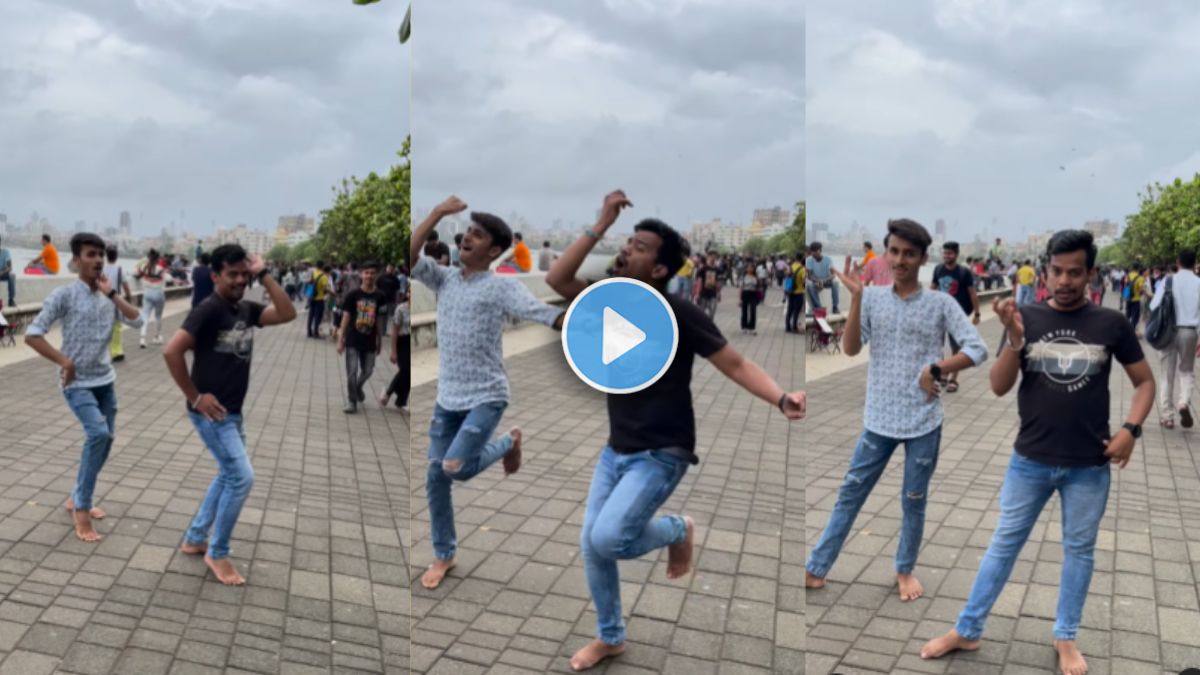 Mumbai young boys present amazing lavani dance
