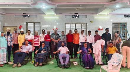 Blood donation camp organized at Agrasen Bhavan on Valentines Day
