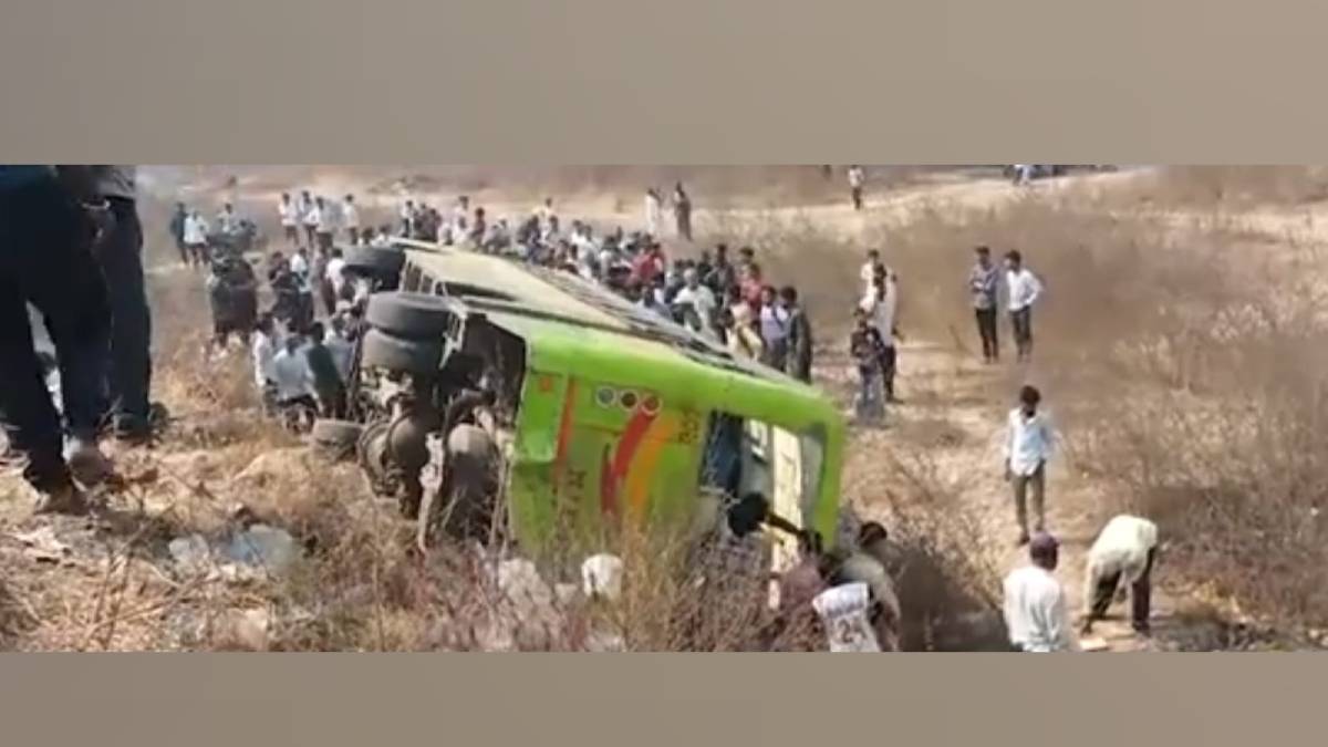 21 people including driver were injured after bus fell into ditch near mysore