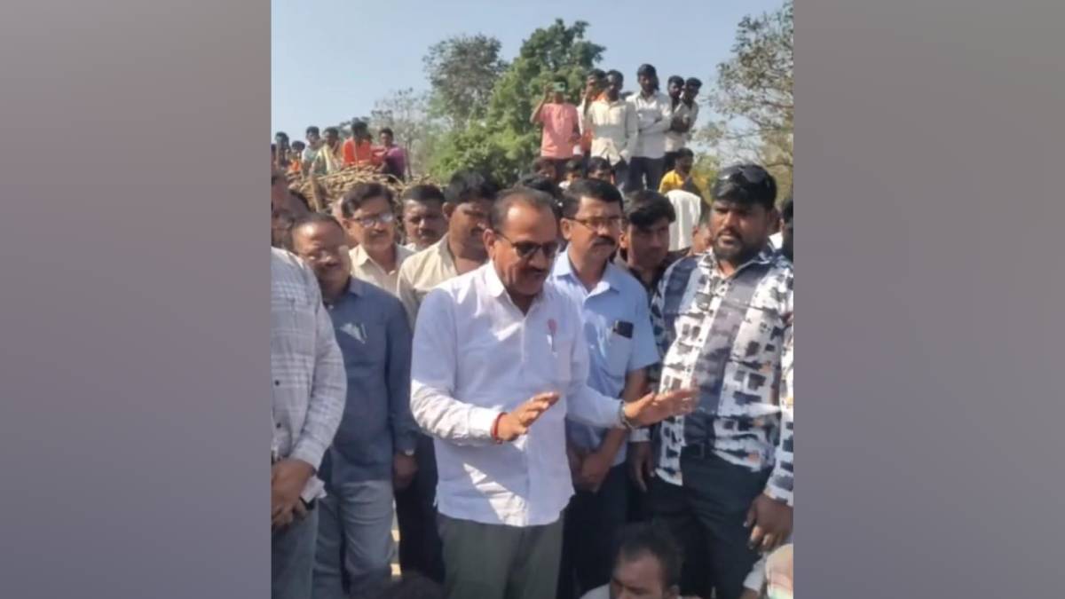 One person died, Baramati, Malegaon Sugar Factory,