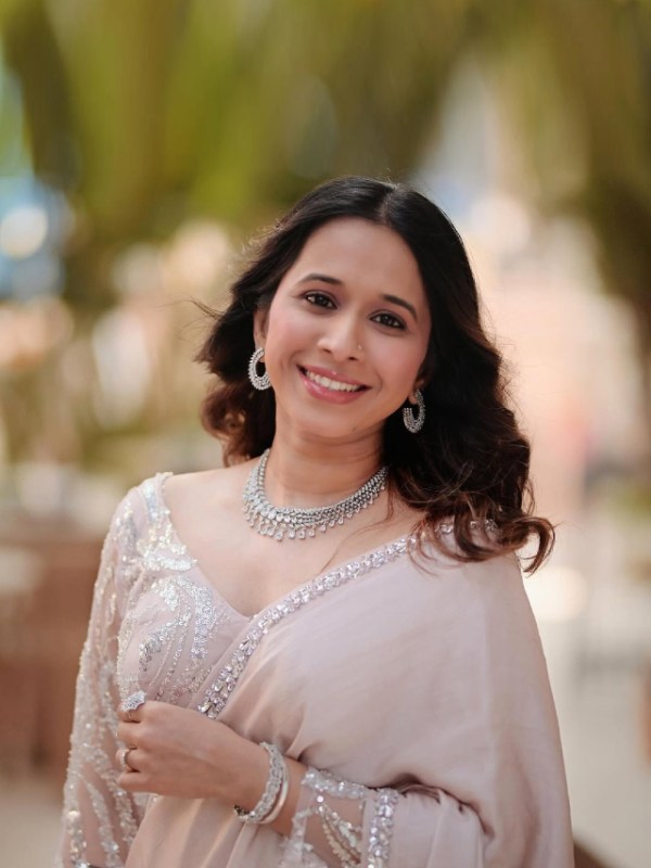 Shreya Bugde Designer Saree Look