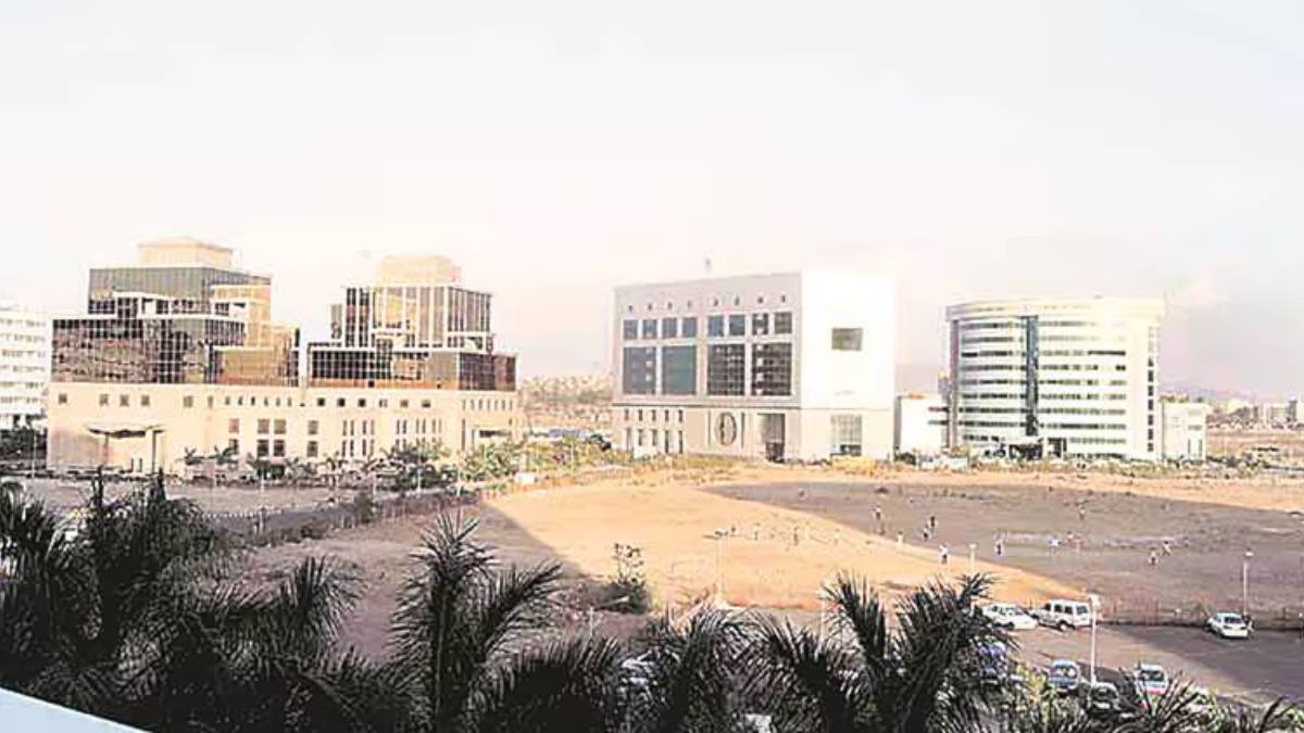 BKC plot e auction news in marathi