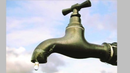 residents reported unannounced water cuts in sewri east west and kalachowki in recent days