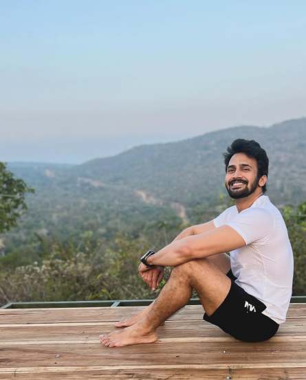Bhushan Pradhan Gauri Nalawade Romantic Photoshoot