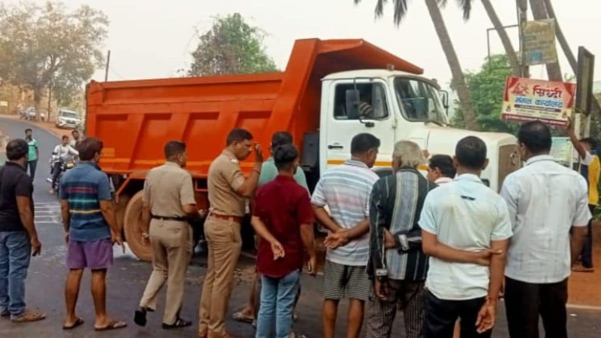 school girl died in accident at Kudal-Pat