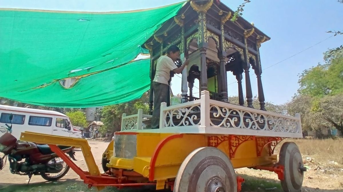 Repair of Shri Garuda Rath for Rath Yatra in final stage Focus on technical testing