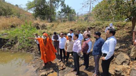 Planning for crowd division at Kushawarta Kund in Trimbakeshwar Decision to build new ghats Kund in Kumbh Mela meeting