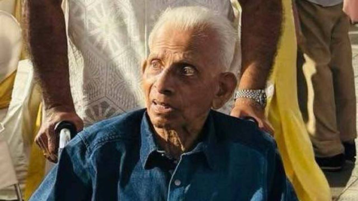 cricketer Padmakar Shivalkar passes away