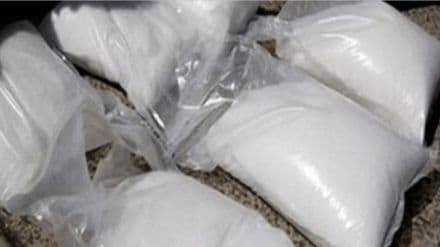 Mephedrone worth six lakhs seized police action in Ganesh Peth