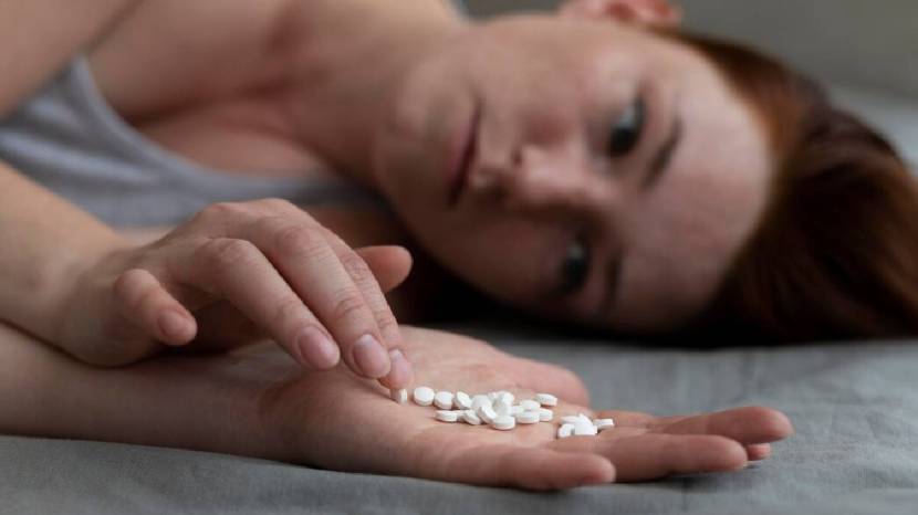 effects of food on thyroid medicine