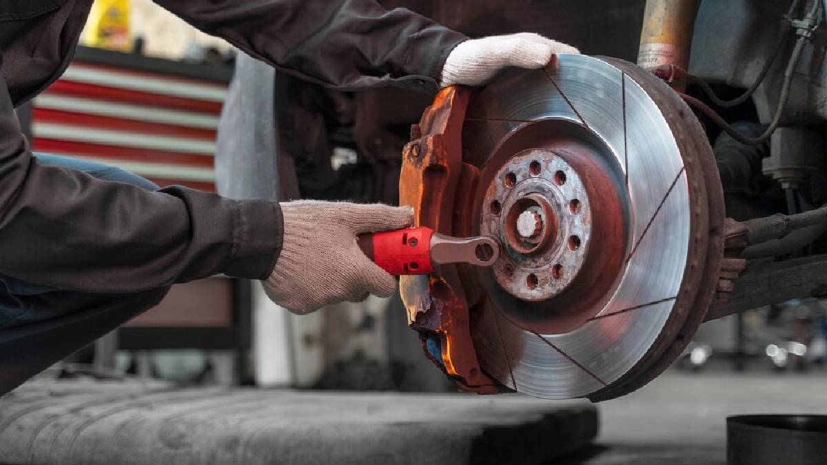 clutch plate of the car was faulty