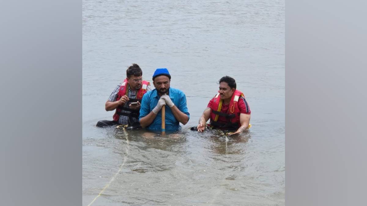 Ulhas River , hunger strike, water pollution,