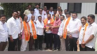 Old and new shiv sainiks reunited after recent split in ahilyanagar
