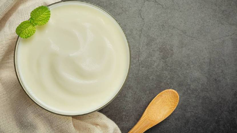 How To Use Curd Face Pack For Dry Skin