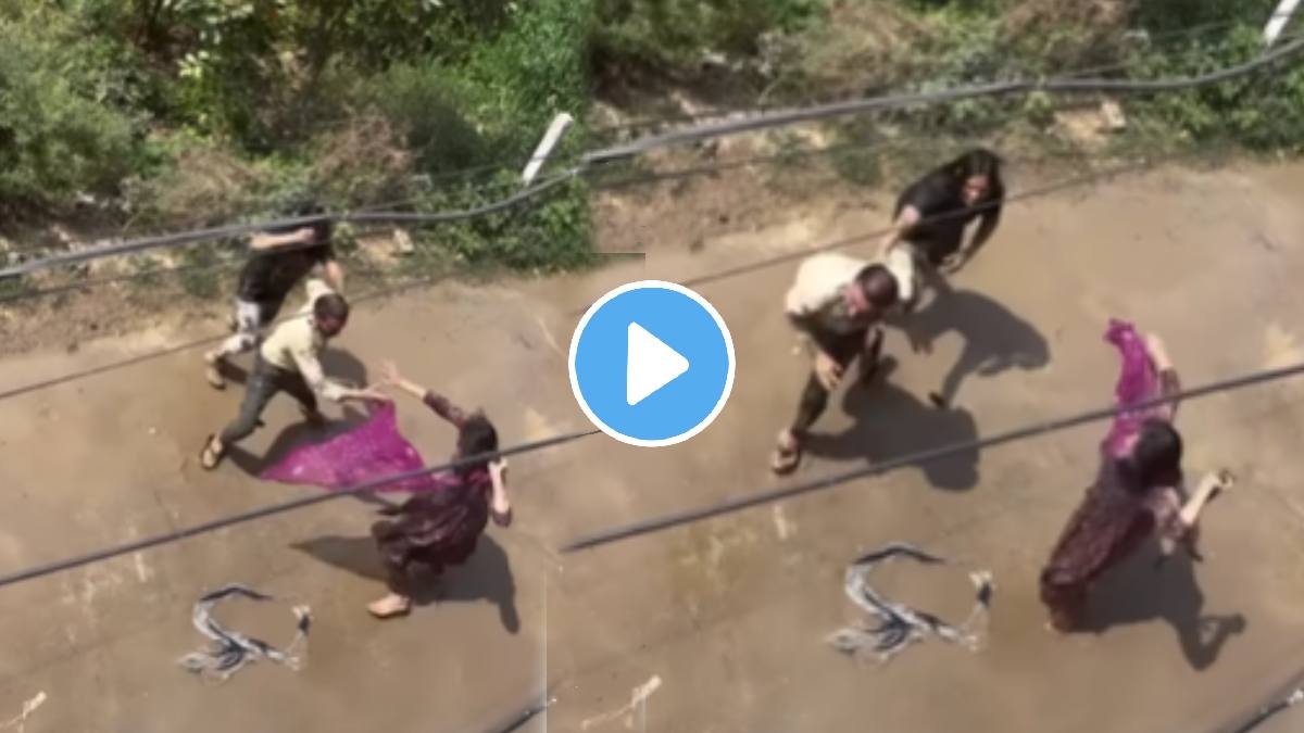 young girls beaten two boys who harassing them on middle of the road video goes viral